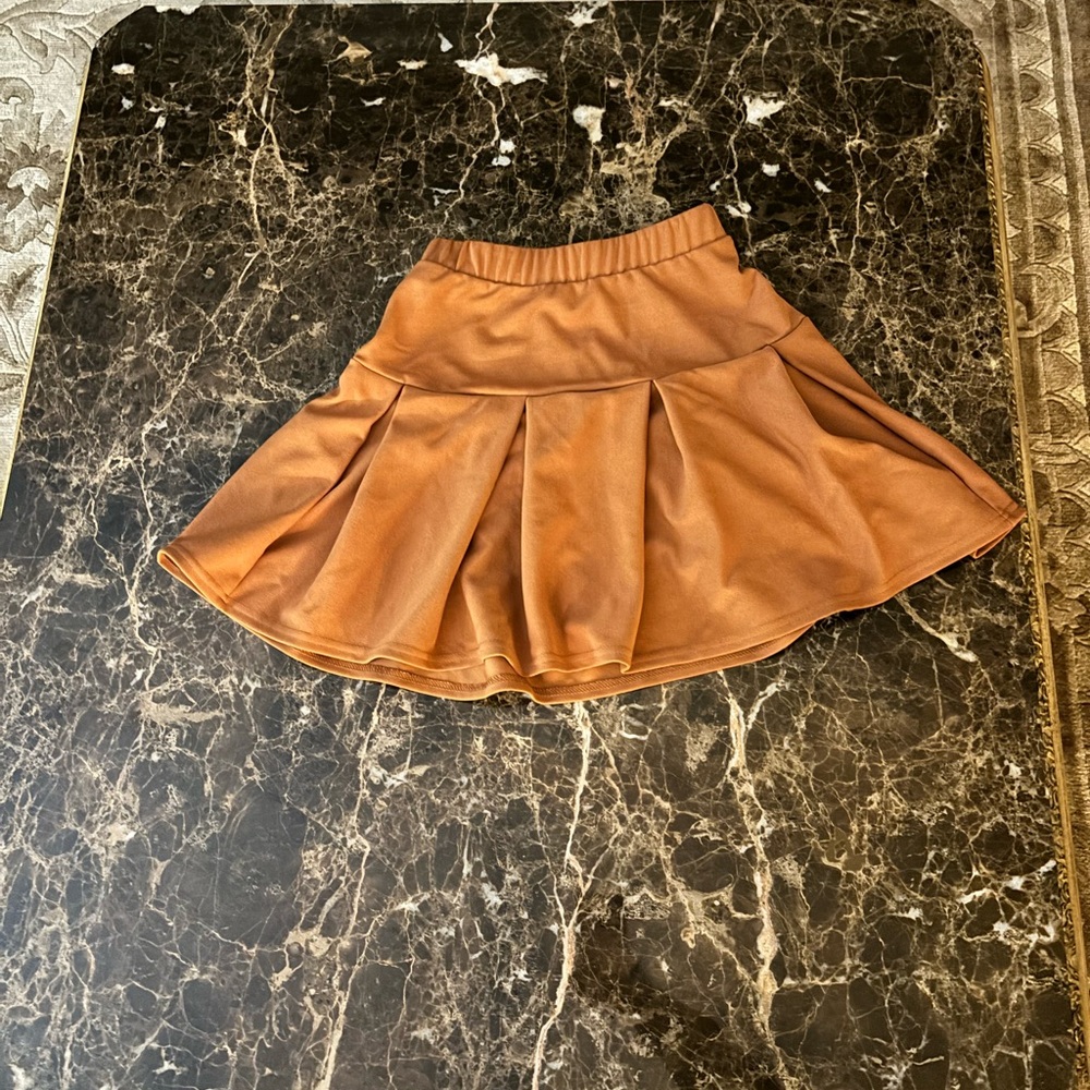 Elegant Tan Women's Skirt